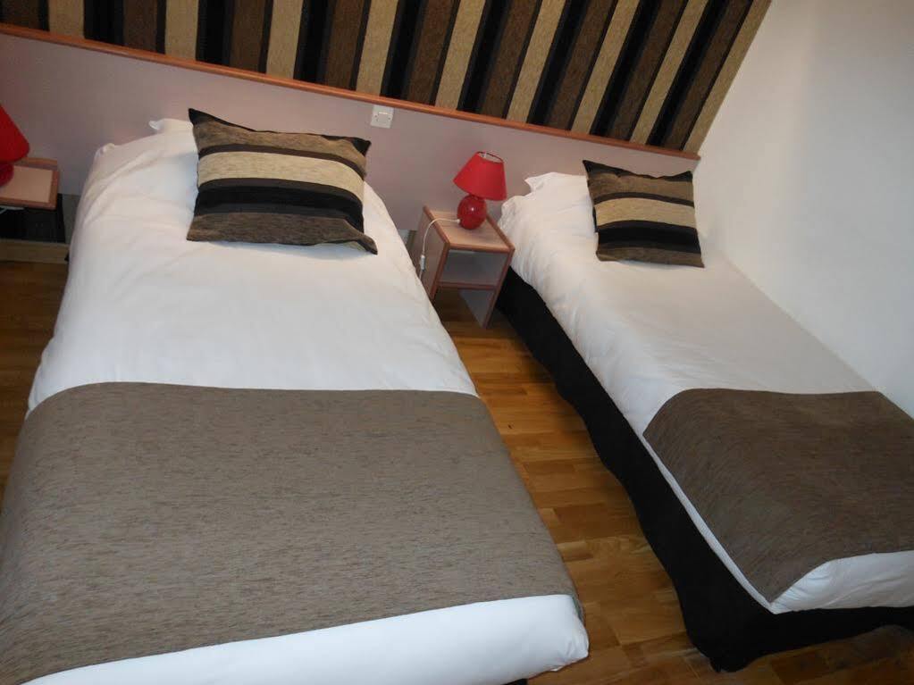 Hotel Eclipse Magnanville ภายนอก รูปภาพ
